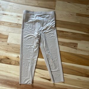 Spanx shape invisible smoothing capri